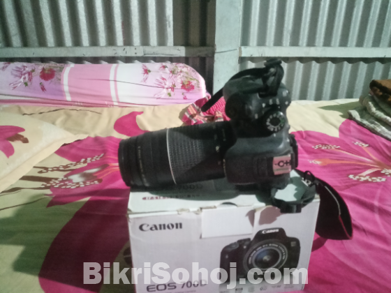 Camera Canon 700d